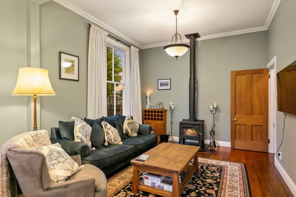 Historic Charm In Greytown - Cosy Kowhai Cottage Εξωτερικό φωτογραφία