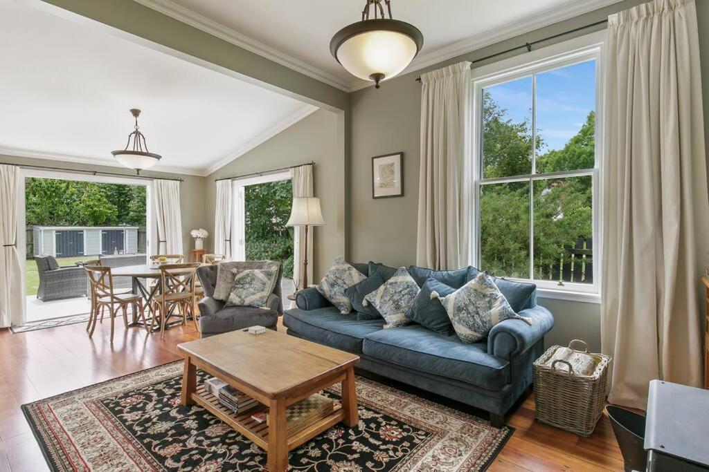 Historic Charm In Greytown - Cosy Kowhai Cottage Εξωτερικό φωτογραφία